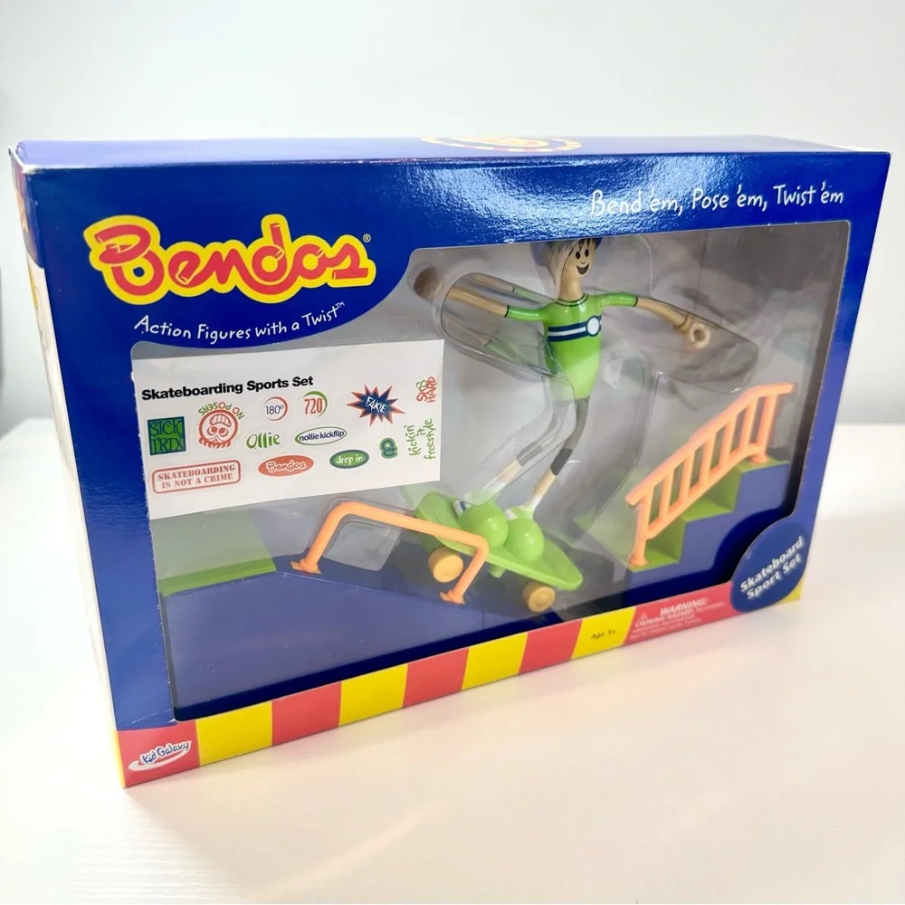 Bendos Kid Galaxy Set Skateboards Sport Set 2001 Y2K Collectible Figures